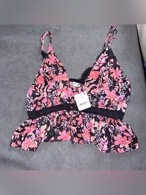 Free People intimately Floral Lace-Trim Bralette Camisole - Black & Pink. Sz S‎